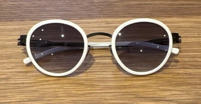 Gafas tintadas Ic Berlin blanco y negro 47-25 Foto 1 de 4