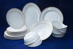 Fine Bone China Tafel-Service 20-tlg. 6 Personen NEU, Porzellan, Weiß-Gold - Bild 1 von 2