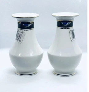 Candle Holders VTG Set of 2 Porcelain Provincial Design NIKKO Thailand White - Picture 1 of 5