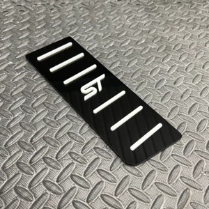 Mk4 Focus ST Dead Pedal Foot Rest Plate - High Gloss Black / White Detailing - Picture 1 of 2