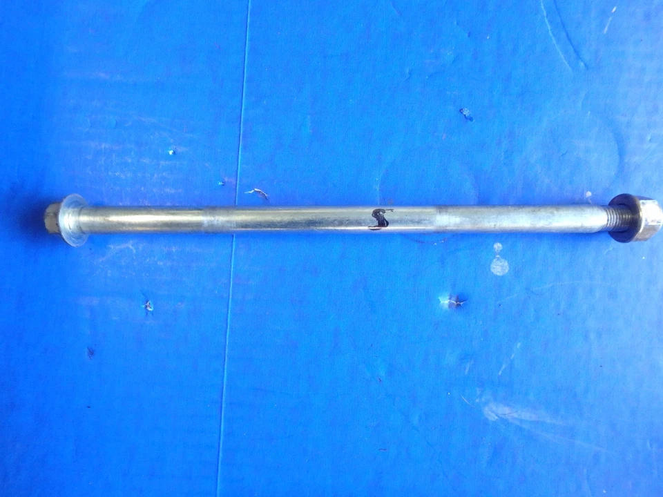 Kymco Venox 250 2006 basculante montaje perno N tuerca Foto 1 de 1