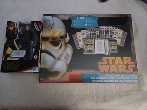 2 Star Wars Artikel große Schachtel mit Stickern und Luke Skywalker Actionfigur - Bild 1 von 2