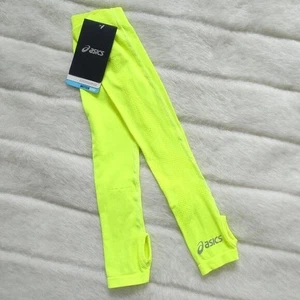 NWT Asics Sport Sleeves Neon Yellow With Thumb Hole - Picture 1 of 6