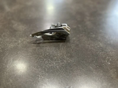 Shimano FD-M952 Front Derailleur, 34.9mm, Top-swing, Top-pull Circa 1999-2000. - Image 1 of 4