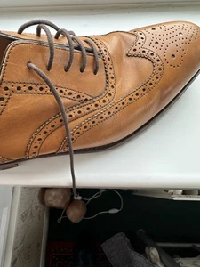 Loake Men's Shoes Size 9 - Picture 1 of 5