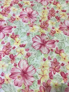 5+cut Vintage Hibiscus Paradises Hawaiian Fabric Cotton Big print  new - Picture 1 of 3
