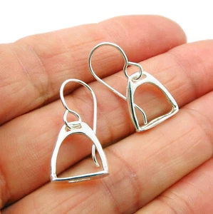 925 Sterling Silver Stirrup Earrings Ladies Equestrian Horse Riding Tack Design - Picture 1 of 5