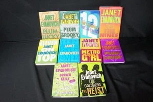 LOT OF 10 JANET EVANOVICH HARDBACK NOVELS - Picture 1 of 1