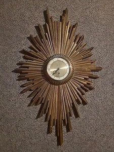READ Mid Century Syroco Starburst Large Wall Clock Gold Sunburst Germany No Key - Picture 1 of 18