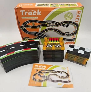 Juego de 24 piezas de azulejos magnéticos para pista de carreras juego de dos temas para niños STEM juguete - Imagen 1 de 11