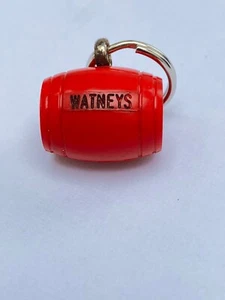 Watneys Red Barrel keyring Vintage 1960s Beer Advertising Breweriana - Picture 1 of 2