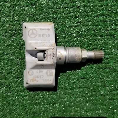 1 GENUINE OEM Mercedes Benz SLR McLaren Wheel Tire Pressure Monitor Sensor TPMS - Image 1 of 3