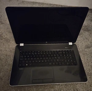 HP Pavilion 17.3" Notebook Laptop, Intel i5, 8GB, 1TB HDD, WiFi, Win11, Office - Picture 1 of 5