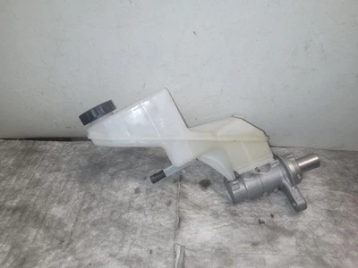 NISSAN ROGUE Master Cylinder Japan built 21 22 23 24 25 Foto 1 de 2