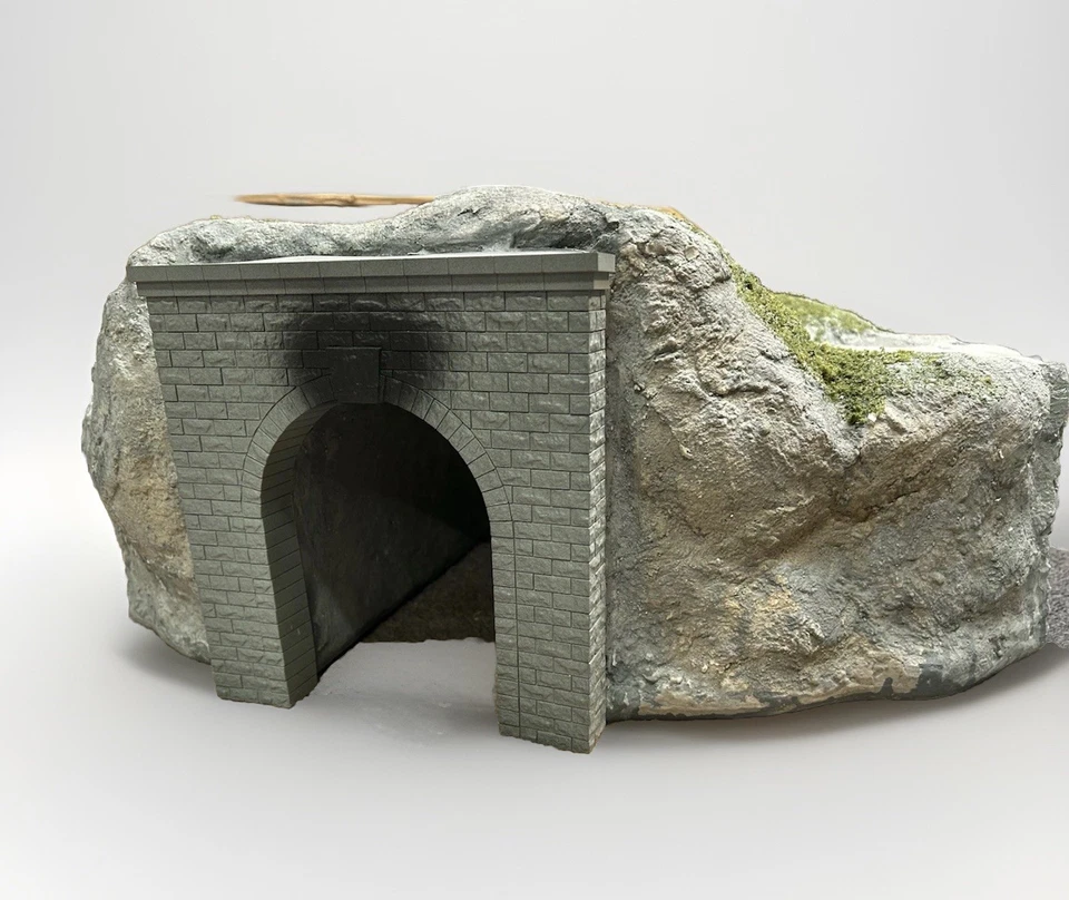 MTH 40-1070 Over & Under Tunnel EX Train W/BOX! - Image 1 of 4