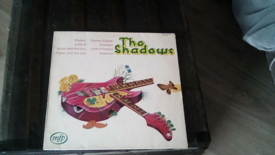 disque vinyle 33T LP de  "the Shadows"  en excellent état comme neuf  - Photo 1/1