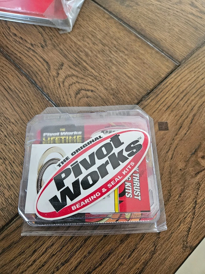 Pivot Works - PWFWS-H10-000 - Kit de cojinete de rueda Foto 1 de 2