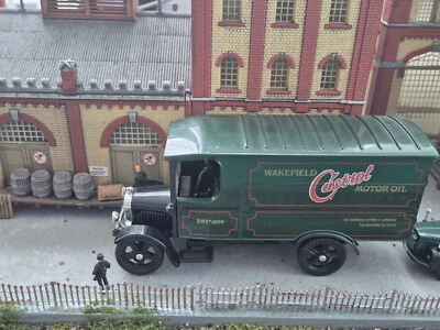 Corgi 1:43 821 LKW 1929 Thornycroft Van "Wakefield Castrol Motor Öl" in OVP/2503 - Bild 1 von 4