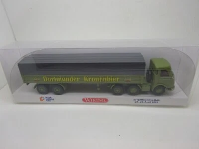 Wiking: MB LPS 333 Flatbed Trailer Dortmund Kronenbier No.0514 57 (GK76) - Image 1 of 2
