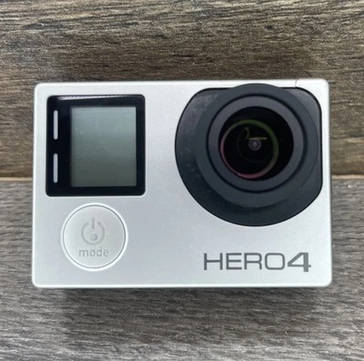 GO PRO HERO 4 SILVER EDITION  ACTION CAMERA WITH  ACCESSORIES & PROTECTIVE CASE - Image 1 of 4