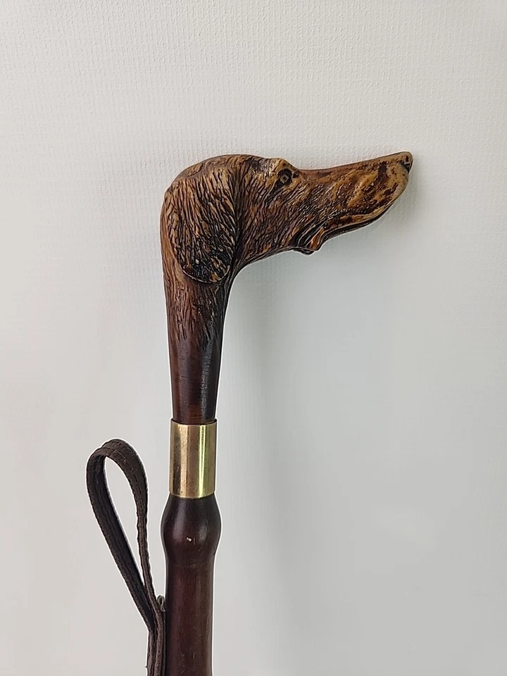 Cuerno de zapato de bambú vintage para perro de caza 21"L ¿hueso de lino para perro de caza?  Foto 1 de 4