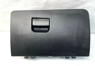 Chevrolet Equinox/GMC 2018-2020 terreno guantera almacenamiento OEM 84273559 Foto 1 de 4