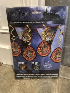Vintage HARRY POTTER Birthday Party Supplies Hogwarts Houses ROOM DECORATING KIT - Picture 1 of 2