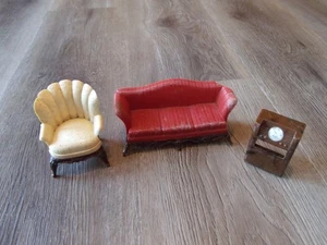 COLLECTIBLE PLASTIC COUCH CHAIR RADIO DOLL FURNITURE - Picture 1 of 2