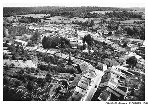 DB-BFP1-0519-55 - En Avión Sobre MONTIERS-SUR-SAULX - Vista General - Foto 1 di 2