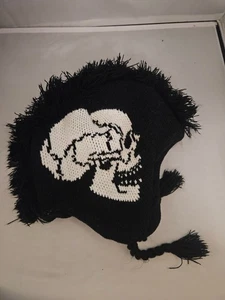 Berretto Skull & Mohawk maglia nero/bianco - Foto 1 di 3