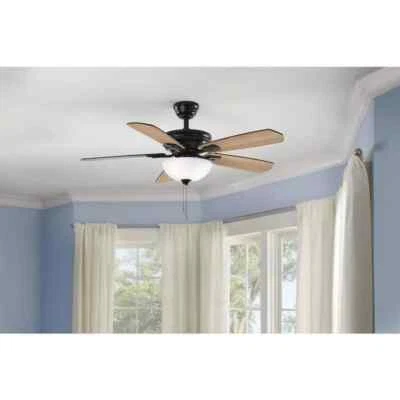 Hampton Bay Ceiling Fans W/Light 44'' Indoor LED W/5 Reversible Blades+Light Kit - Image 1 of 4