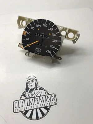 Strumentazione contachilometri Mercedes W201 2015421567 - Immagine 1 di 3