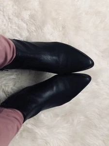 Catherine Malandrino Mesta Studded Black All Leather Ankle Bootie Boot Size 8.5 - Picture 1 of 12