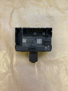 UNIDAD DE CONTROL PUERTA PASAJERO DERECHO VOLKSWAGEN GOLF 7.5 5Q4959592K - Imagen 1 de 2