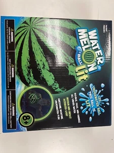 Watermelon Ball LIT Das ultimative Schwimmbadspiel - Grüne Wassermelone - Bild 1 von 2