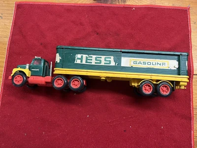 Camión de gasolina Hess 1976 18 ruedas Foto 1 de 4