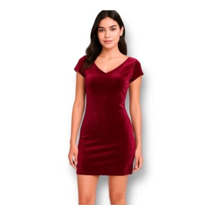 Mini Vestido Shein S Rojo Terciopelo Cuello en V Bodycon Manga Corta Fiesta Cachicho Foto 1 de 4