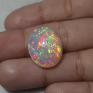 10,2 kt 18,2 x 14,8 mm Natürlicher AAA Grün Rot Feuer Ethoiopischer Opal Oval Cabochon - Bild 1 von 15