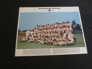Original 1957 Milwaukee Braves 8.5x11 Team Photo Aaron/Mathews/Spahn - Picture 1 of 2