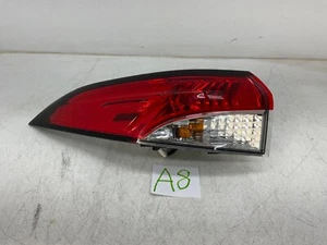 Luz trasera exterior lado del conductor Toyota Corolla 2020 2021 2022 OEM - Imagen 1 de 11