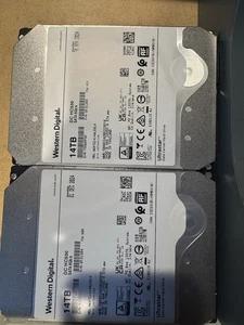 Disque dur d'entreprise WD Ultrastar DC HC530 14 To WUH721414ALE604 7,2 k tr/min SATA3 3,5" - Photo 1/1