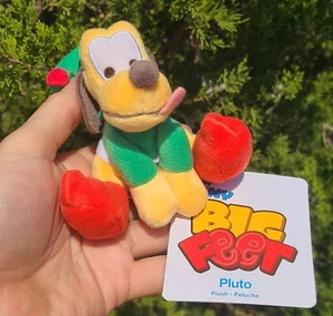 Pluto Elfe kleine große Füße 4 Zoll Weihnachten Urlaub Mini Plüschtier Disney Stofftier - Bild 1 von 1