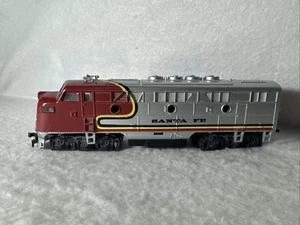 Model Power Ho Scale F3 Santa Fe, Diesel, Locomotive, Dummy, Or Train Set Layout - Picture 1 of 6
