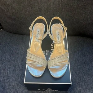 Nina Womens Nelena Silver Pumps Dress Sandals Shoes 7.5 Medium - Picture 1 of 3