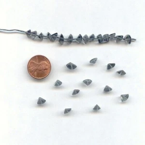 72 VINTAGE GLASS SMOKY CRYSTAL HANDMADE 5x8mm. SMOOTH TRIANGLE CHIP BEADS 4148 - Picture 1 of 1