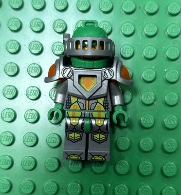 Лот редких снятых с производства минифигурок LEGO Aaron Fox 70325 nex025 Nexo Knights CMF трудно найти  - Изображение 1 из 3