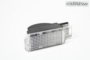 2012-2014 AUDI A7 FRONT OR REAR LEFT OR RIGHT SIDE COURTESY LIGHT LAMP OEM - Picture 1 of 6