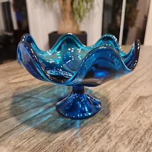 Plato de pétalos Mid-Century vikingo verde azulado/azul con patas de vidrio línea épica de colección - Imagen 1 de 18
