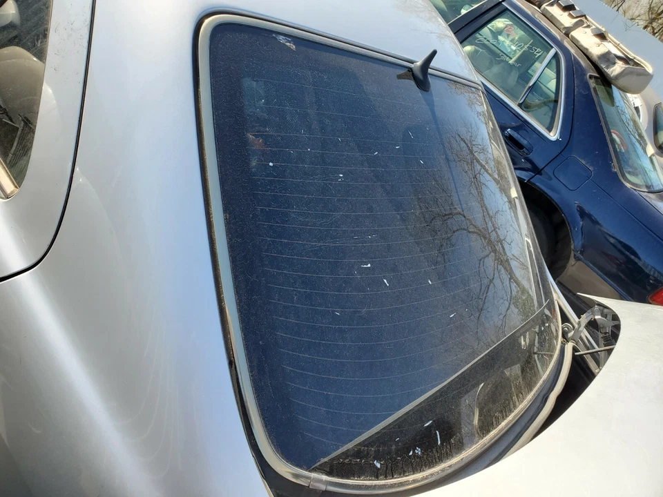 1999-2000-2001-2002-2003-2004-2005-2006 MERCEDES-BENZ W220 S430 S500 CRISTAL TRASERO Foto 1 de 1