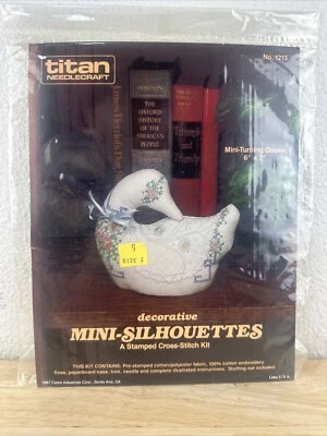 Kit de punto de cruz estampado mini siluetas de ganso giratorio Titan Needlecrafts 1213 Foto 1 de 4